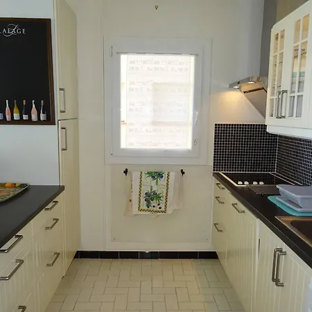 Appartement Climatise, 2 Chambres, Face - Fr-1-833-13 Canet-en-Roussillon