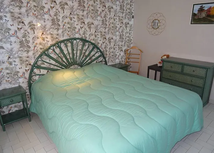 Climatise, 2 Chambres, Face - Fr-1-833-13 *